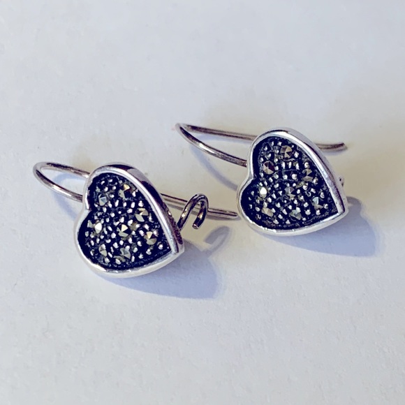 💝Vintage Silver 925 Heart Earrings - Picture 1 of 4